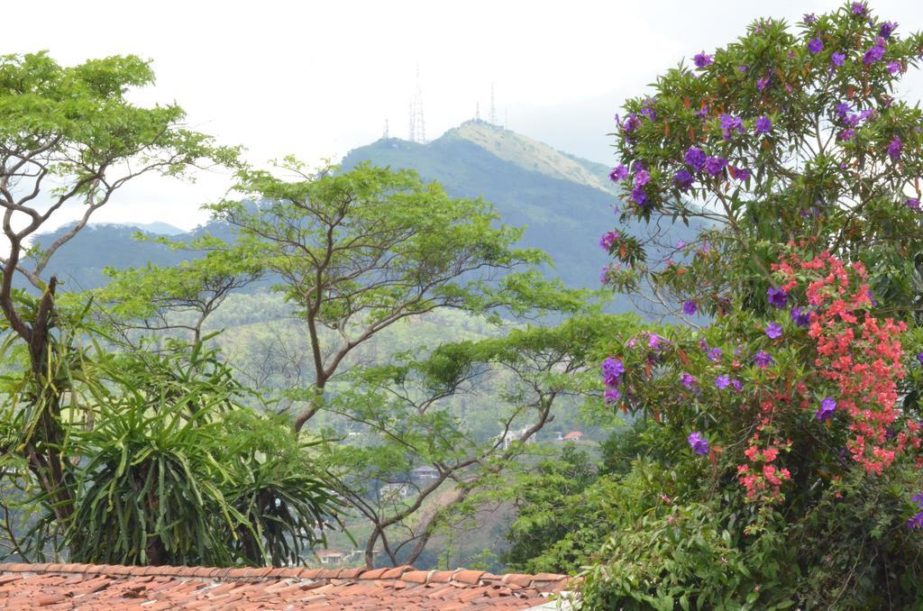 The Buena Vista Kandy Esterno foto